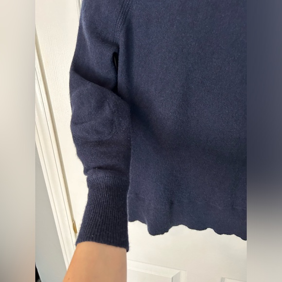 Halogen 100% cashmere blue crew neck sweater size small - Picture 8 of 9